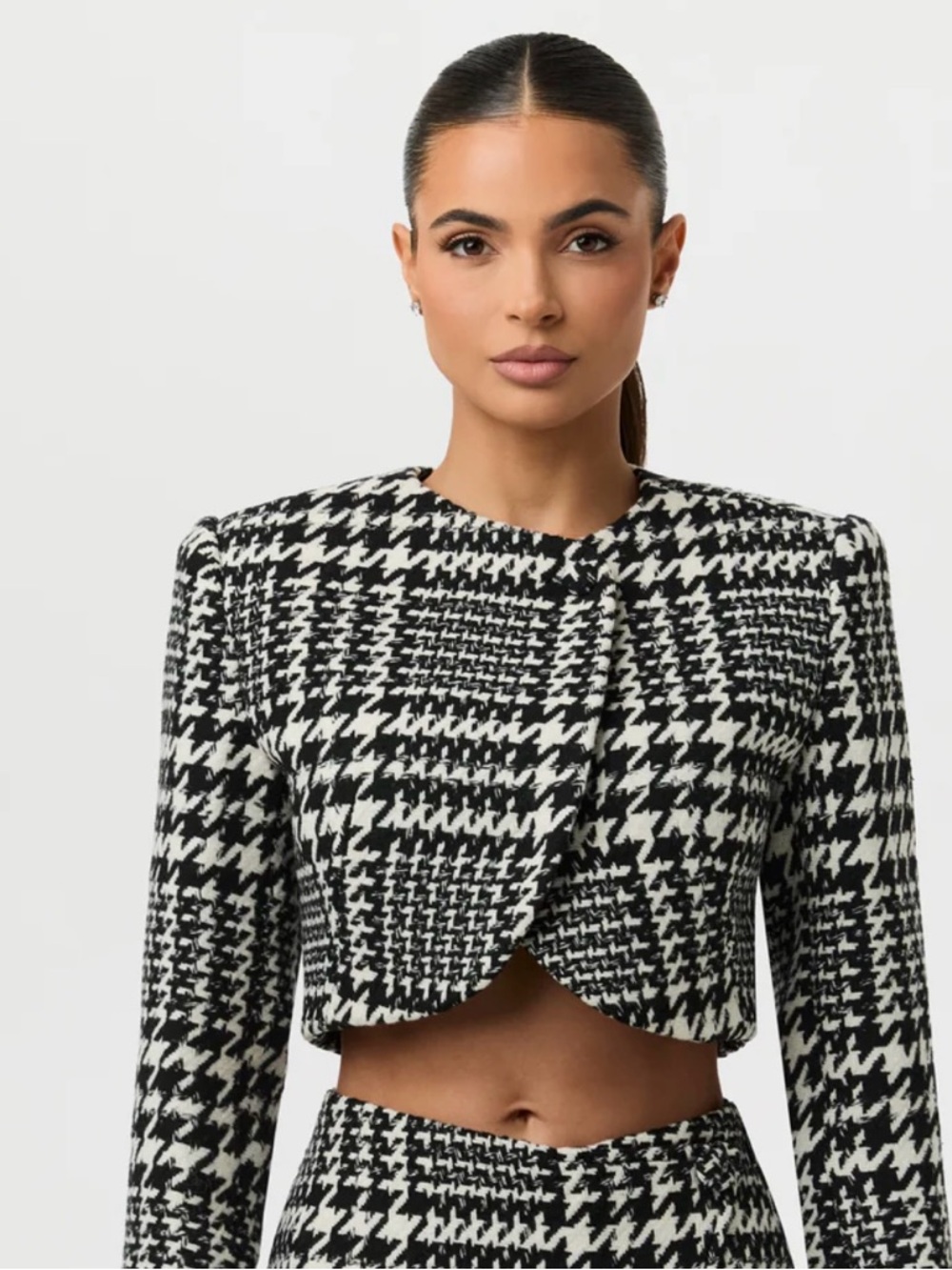 Naked Wardrobe Houndstooth Plaid Cropped Blazer